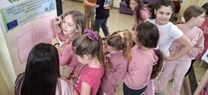 Ден на розовата фланелка - 1 ОУ Васил Левски - Костинброд